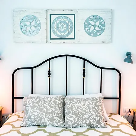 Clara Apartment