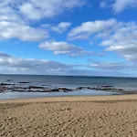 Clara